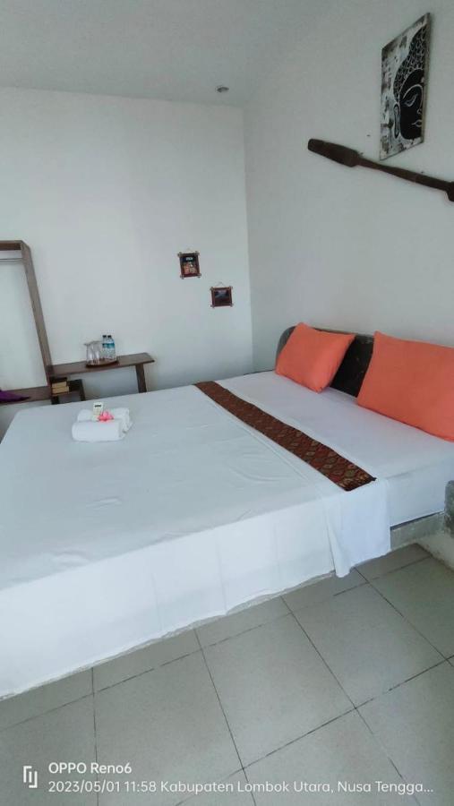 Pineapple Guest House Gili Air Exteriér fotografie