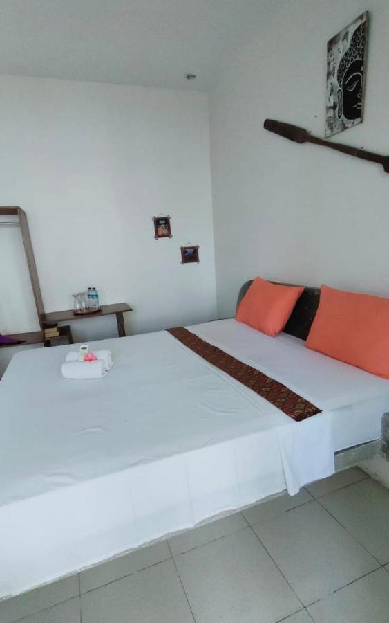 Pineapple Guest House Gili Air Exteriér fotografie