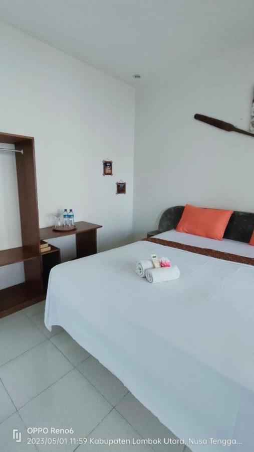 Pineapple Guest House Gili Air Exteriér fotografie
